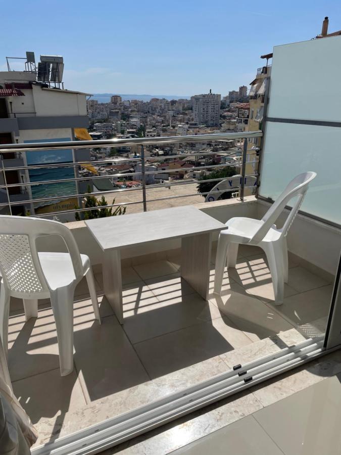 סרנדה Xhulio Apartments מראה חיצוני תמונה